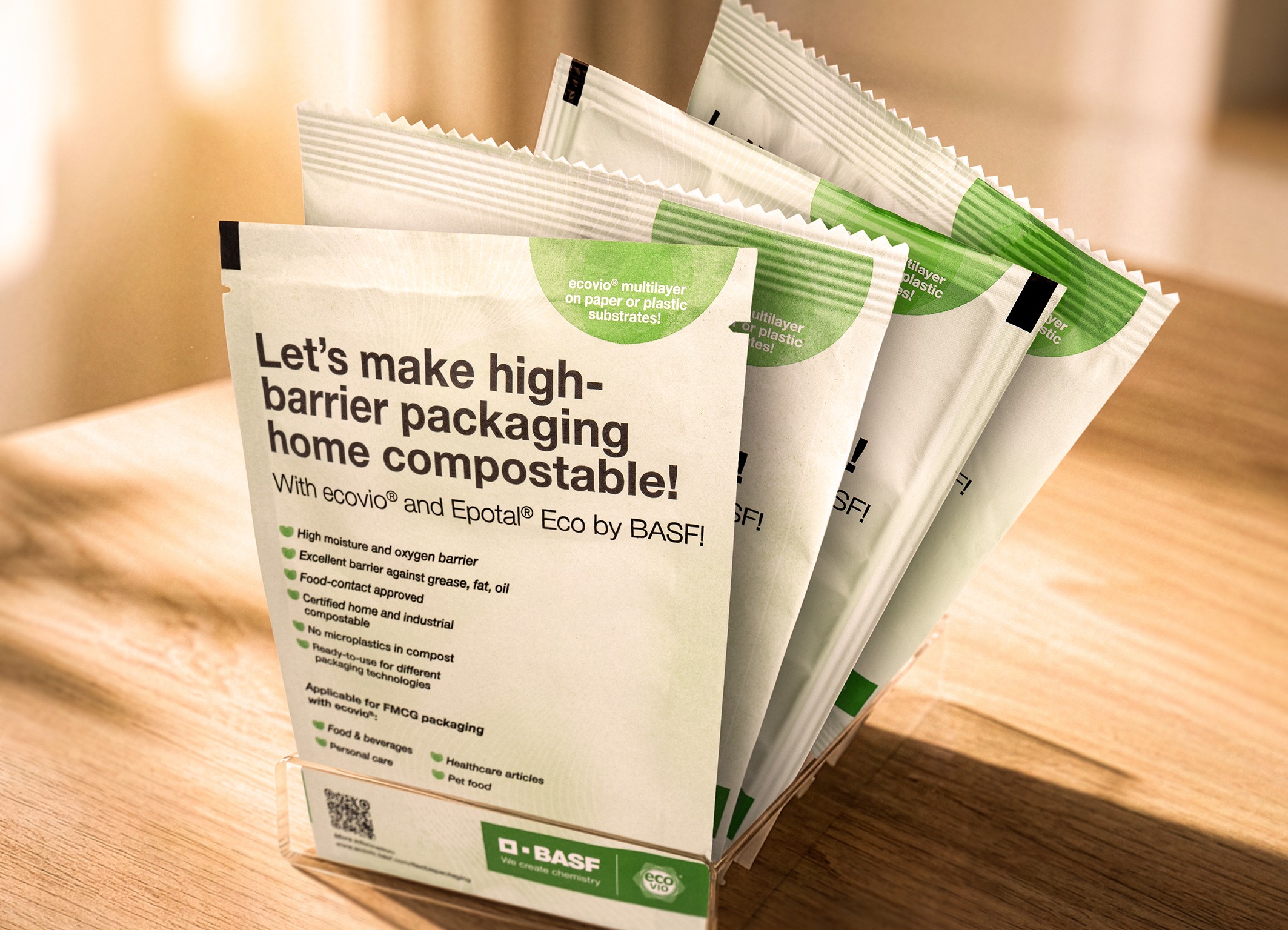 Novo portfólio ecovio® para embalagens flexíveis: múltiplas opções de barreira combinadas com reciclagem orgânica ou de papel
