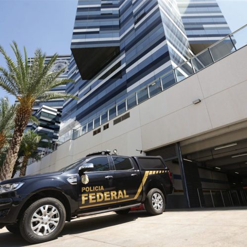 PF deflagra Operação Galho Fraco e investiga desvio de cotas parlamentares envolvendo deputado Carlos Jordy
