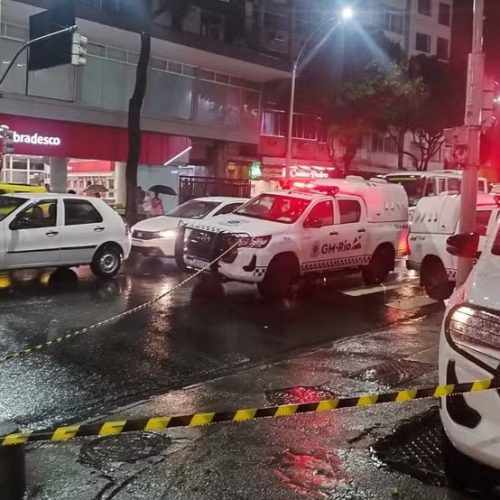 Choque elétrico atinge duas vítimas em meio à inundação